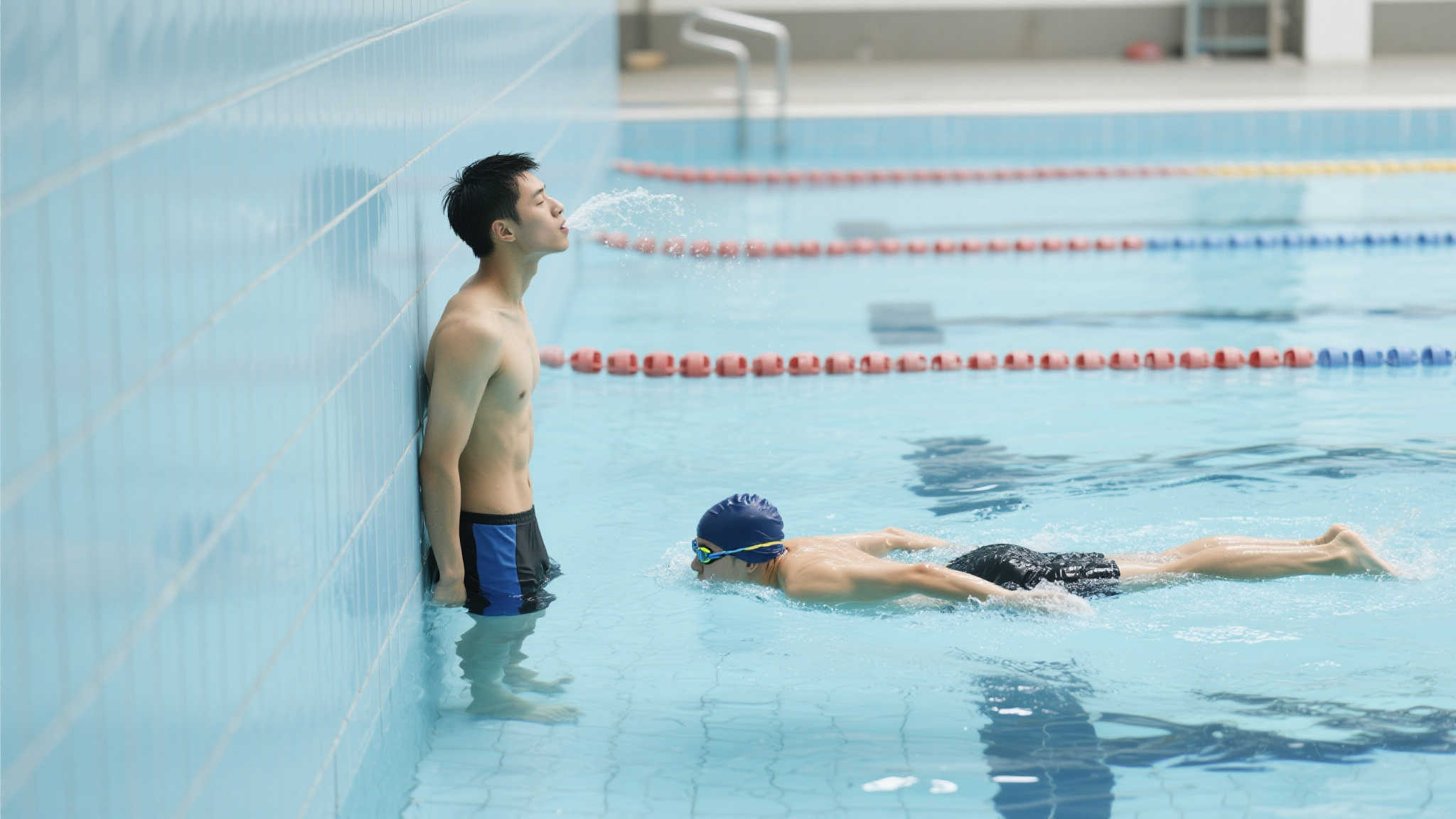 她都屡屡斩 她都屡屡斩